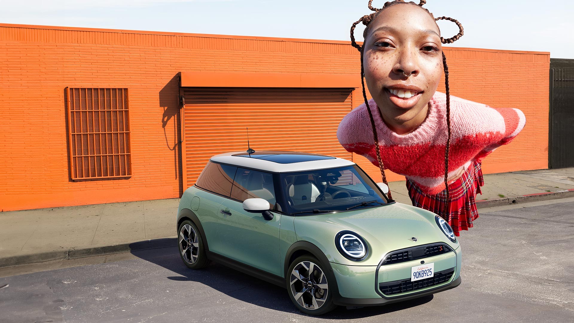 MINI all-electric - 주행 경험 - 파킹 어시스턴트